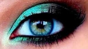 Maquiagem para os Olhos – Segredos e Dicas de Maquiagem para Realçar o Olhar!